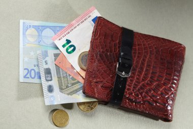 deri cüzdan para ile