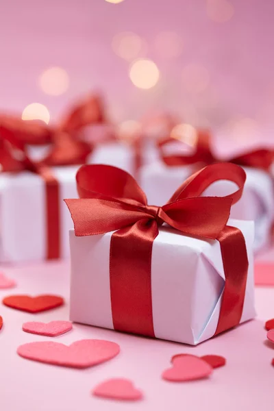 Festive gift boxes — Stockfoto