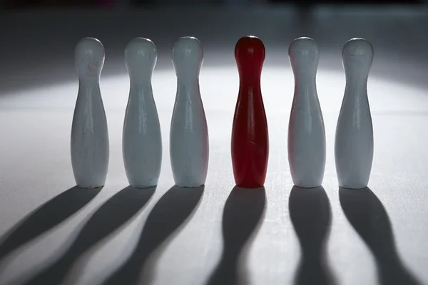 Concept d'entreprise avec quilles de bowling — Photo