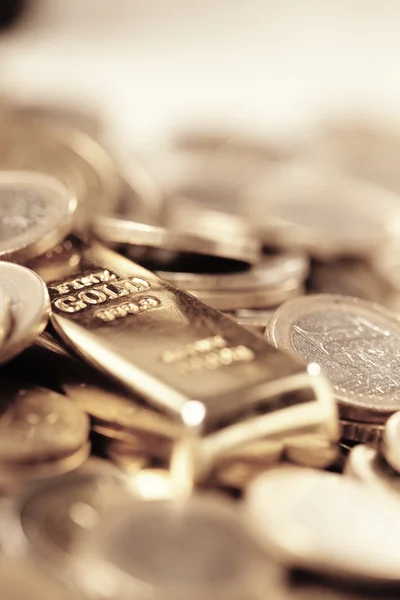 iş kavramı ile altın bar 