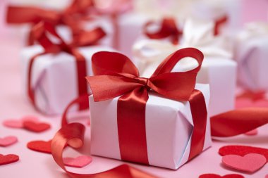 Sevgililer günü için hediye