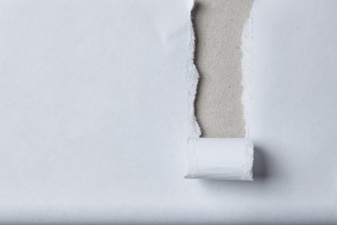 Beyaz yırtık kağıt 