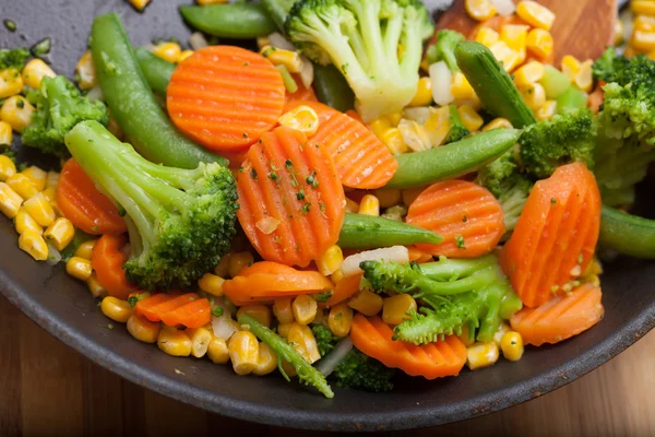 Smażone warzywa na tle — Zdjęcie stockowe