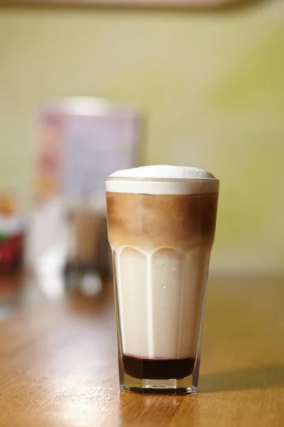 Latte macchiato in glass — Stock Photo, Image