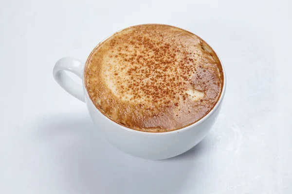 Coupe de cappuccino chaud — Photo