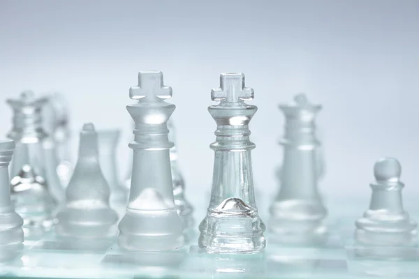 Glas chess cijfers — Stockfoto