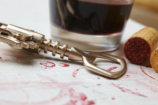 와인과 corks 나선형 — 스톡 사진