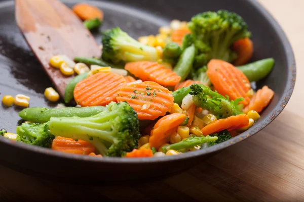 Kızarmış sebze karışımı