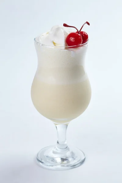 Cocktail au lait aux cerises — Photo