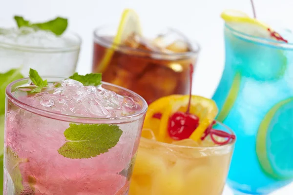 Svěží letní nápoje — Stock fotografie