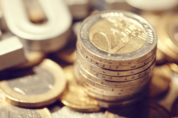 Куча монет евро — стоковое фото