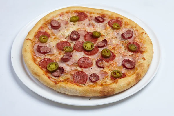 Friss, ízletes pizza — Stock Fotó