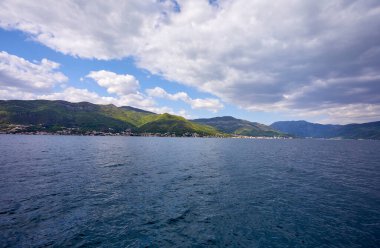 Karadağ 'da dağlı deniz manzarası