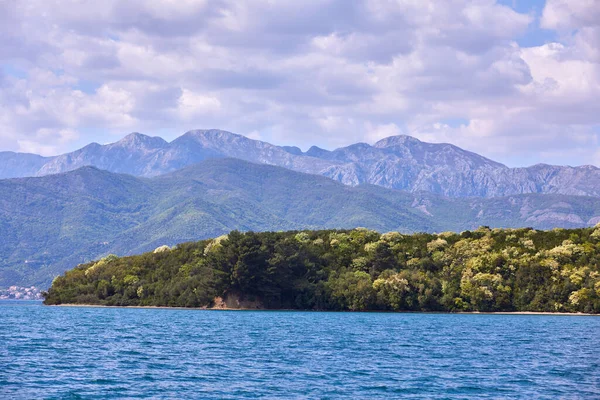 Γραφική Θέα Στη Θάλασσα Βουνά Στο Μαυροβούνιο — Φωτογραφία Αρχείου