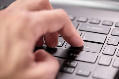 Klavyede el yazısı, çalışma konsepti, kapat 