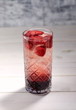 Barda yaz kokteyli, yakın görüş.