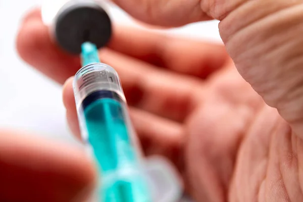Şırıngayla Ele Tutuşma Aşısı — Stok fotoğraf