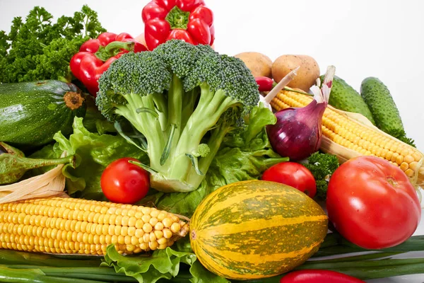 Färska Grönsaker Vit Bakgrund — Stockfoto