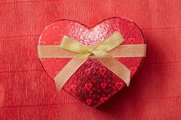 Red box in heart shape — Stock Photo, Image