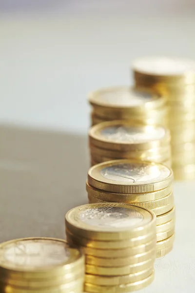 Monedas en euros — Foto de Stock