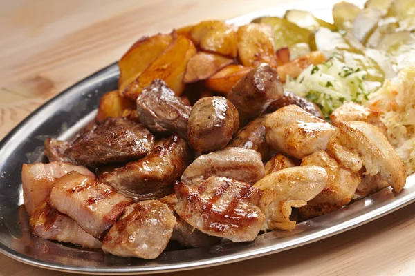 Meat with cabbage — Stock Photo, Image