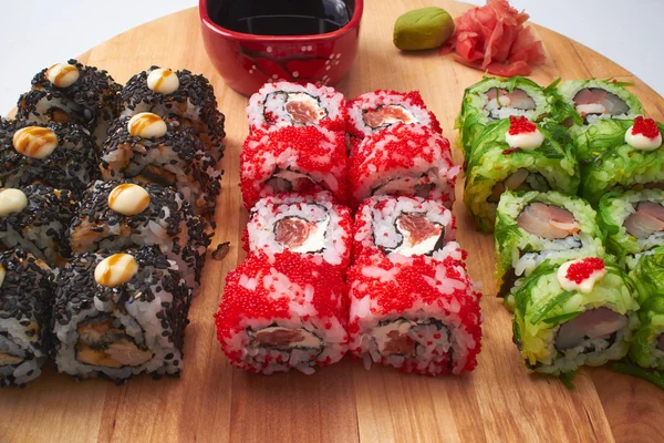 Smaczne sushi — Zdjęcie stockowe