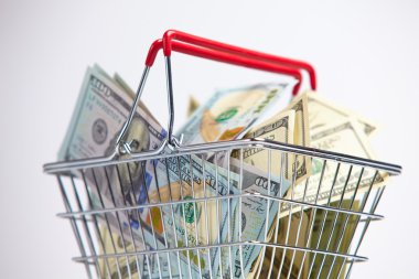 Para alışveriş sepeti içinde
