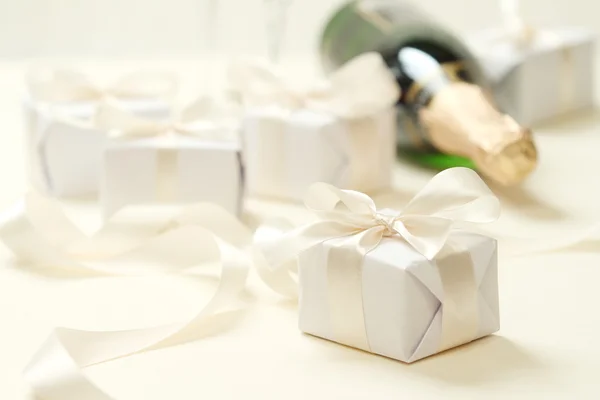 Witte geschenkdozen — Stockfoto