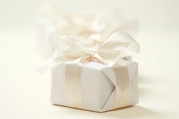 Confezione regalo bianca — Foto Stock