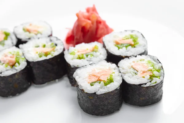 Sabrosos rollos de sushi — Foto de Stock