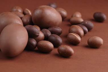 çikolata Paskalya yumurtaları