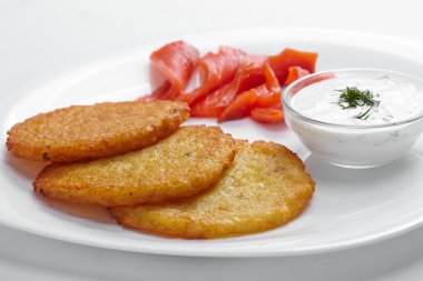 Somonlu patates gözlemesi.