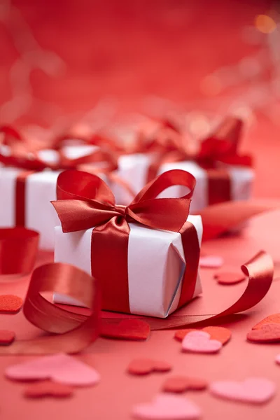 Cadeaus voor dag van de Valentijnskaart — Stockfoto