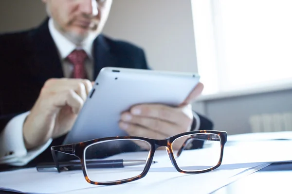 Geschäftskonzept mit Brille — Stockfoto