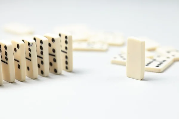 Bílé Domino figurky — Stock fotografie