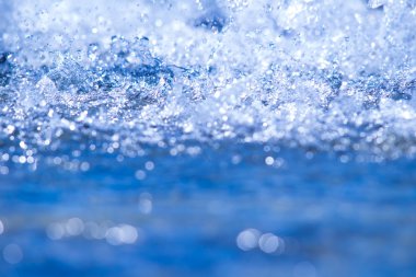 Su sıçramalarına çeşme