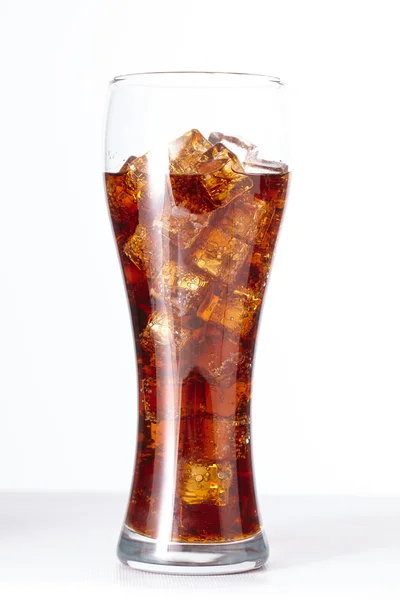 可乐加冰块 — 图库照片