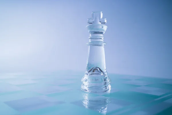 Rei xadrez de vidro — Fotografia de Stock
