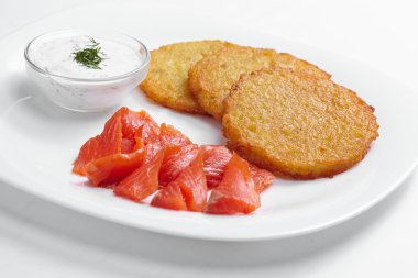 Somonlu patates gözlemesi.