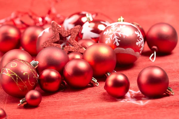Bolas rojas de Navidad — Foto de Stock