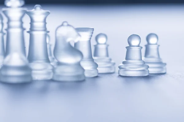 Skleněné šachy figurky — Stock fotografie