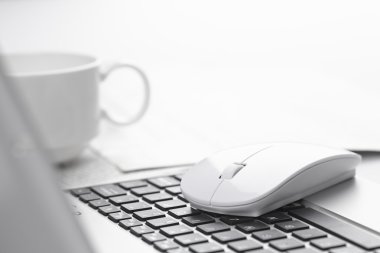 Bilgisayar fare klavye ile