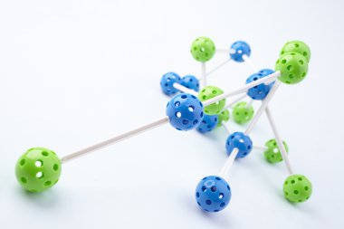 Topları ile moleküler yapısı