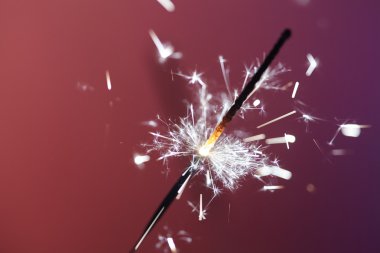 Yeni yıl partisi ışıltı