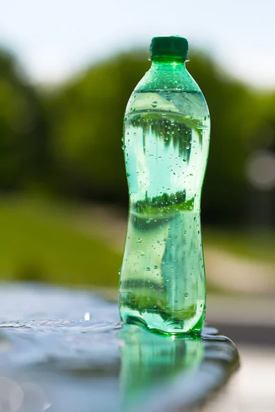 Água Garrafa Plástico Verde Close — Fotografia de Stock