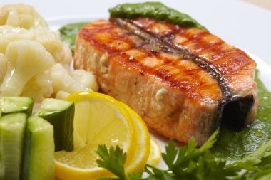 karnabahar ile Somon steak