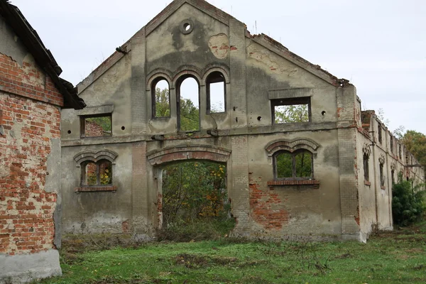 Ruins of old building — Stock Photo, Image