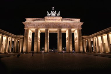 Brandenburg Kapısı, gece de berlin, Almanya