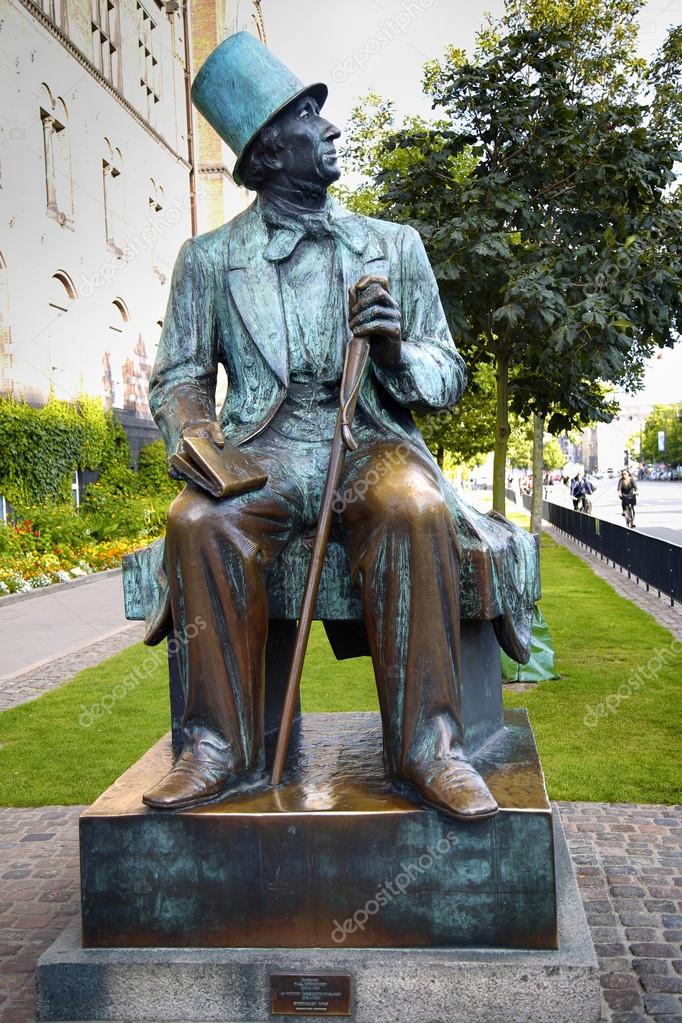 Pomnik z Hans Christian Andersen w Kopenhadze, dania — Zdjęcie stockowe ...