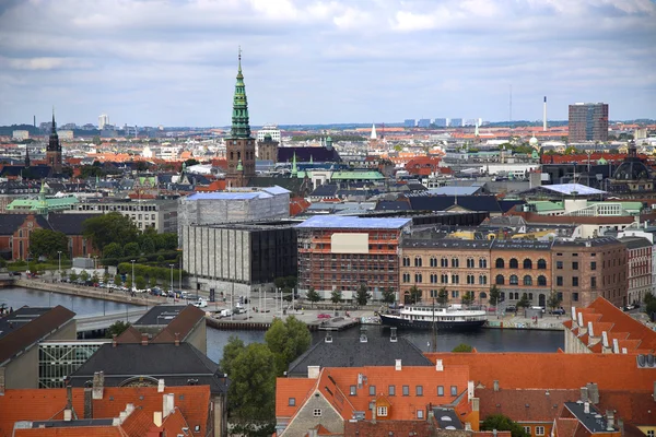 Panoramisch uitzicht op Kopenhagen, Denemarken — Stockfoto